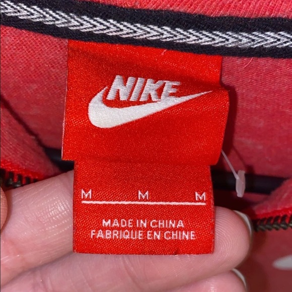 Women’s Nike Zip Up Jacket - Size Medium - Picture 4 of 5